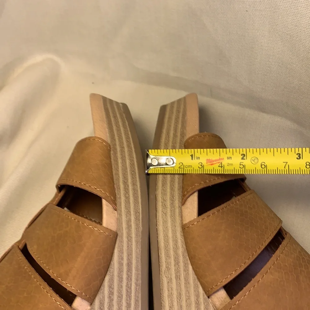 NWOT Dr Scholl’s wedge never worn comfy boho shoes
